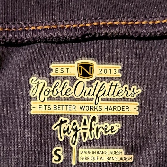 NOBLE OUTFITTERS LADIES SIZE SMALL TEE SHIRT NWT - Picture 2 of 3